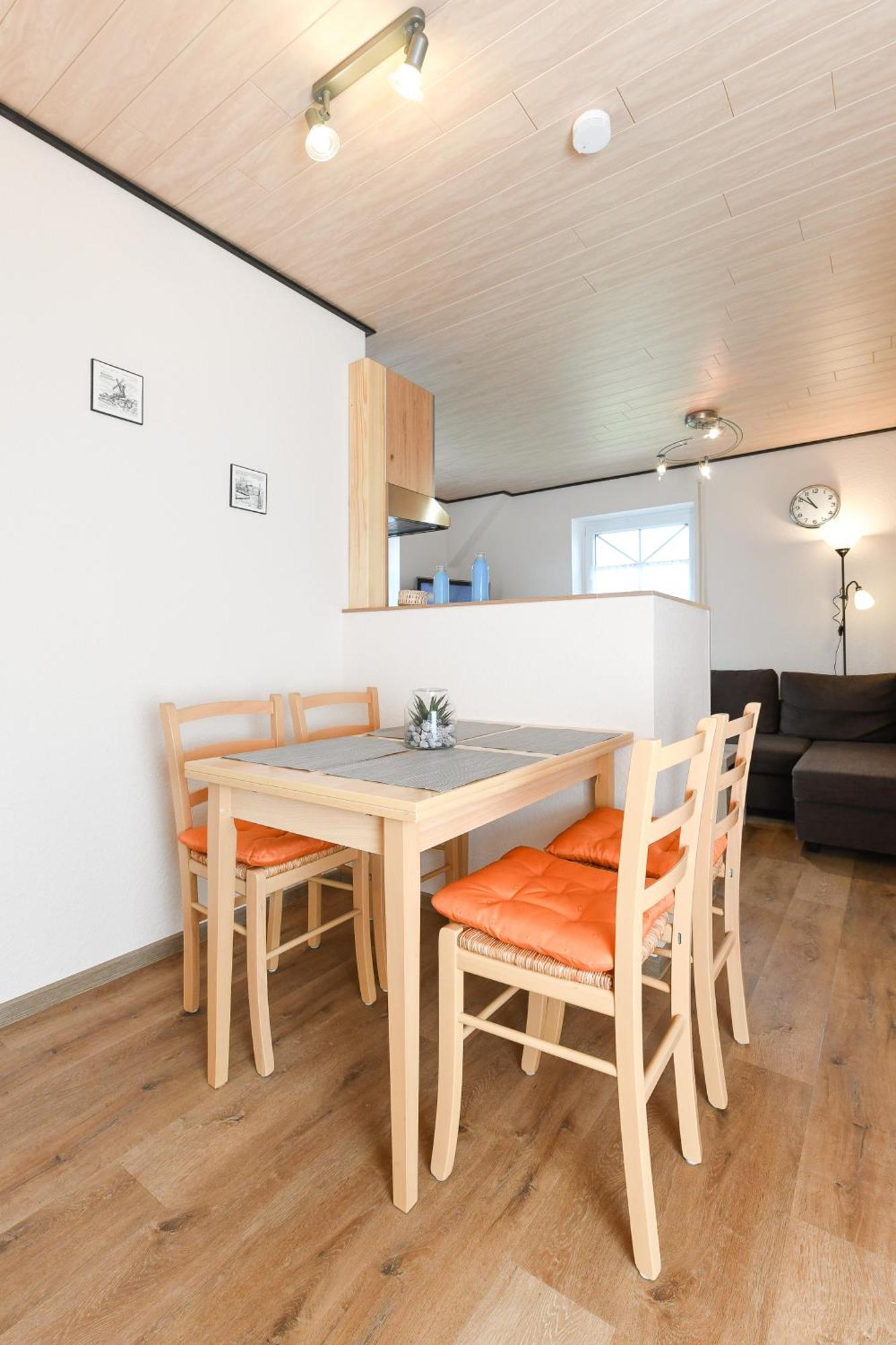 Ferienwohnungen im Haus Flinthörn Neuharlingersiel Exterior foto