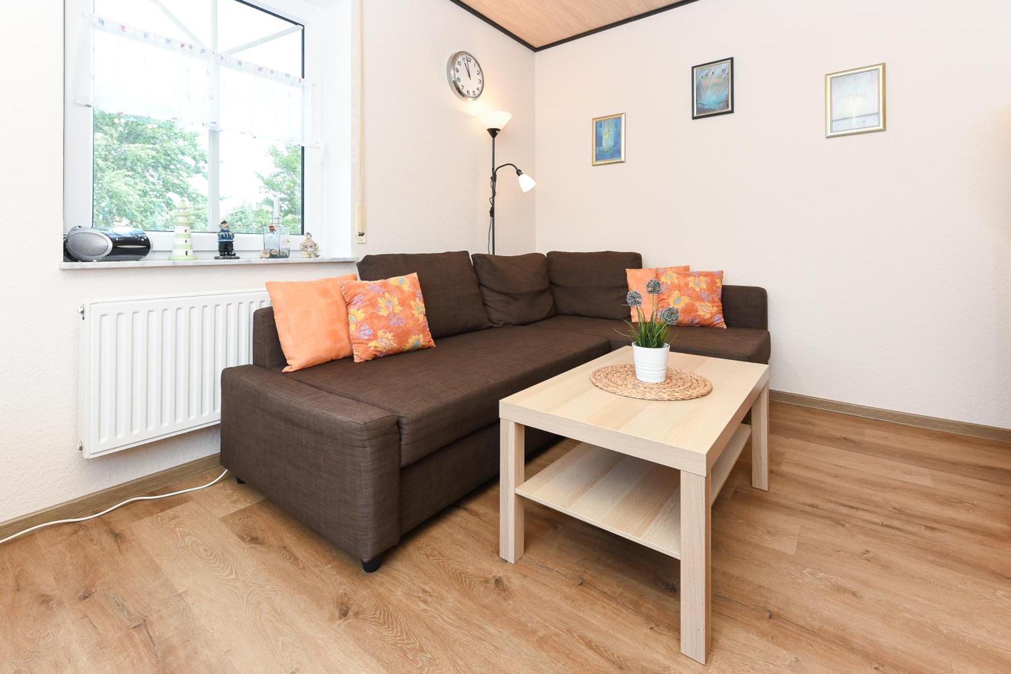 Ferienwohnungen im Haus Flinthörn Neuharlingersiel Exterior foto
